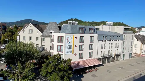 Hotel Bacchus