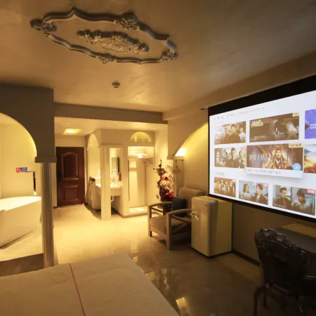 Chifeng Yue Smart Apartment (Hongshan Wanda Plaza)