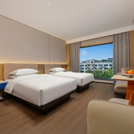 Days Select Wyndham Hotel
