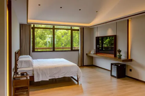 Fenggu Elegant Residence (Boutique Garden Hotel) - 2-Star