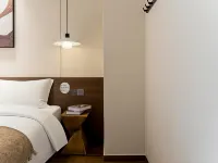 Haixu · Sail Sunrise Scenic Apartment (Island Ring Road Huangcuo Beach) Hotels near Huangcuo Bathing Spot
