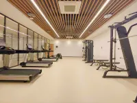 Shengzhou Xingfu Wellness Center - parking
