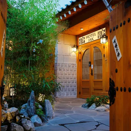 HOTEL JAK Insadong by Aank
