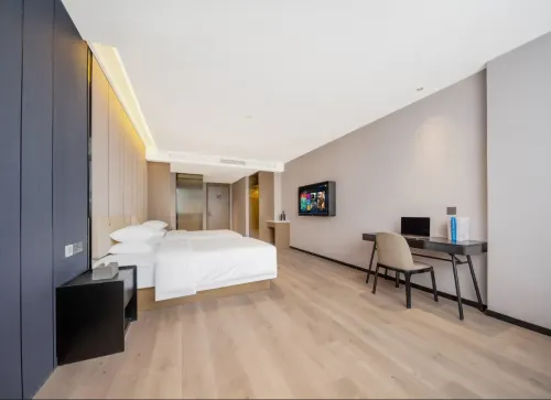 Lansen Hotel (Yiwu Wuyue Plaza)