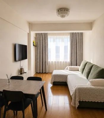 Warm & Cozy Stay in the City Center - 3 ดาว