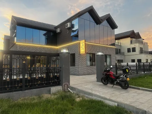 Burqin Xingwai Yuqian Homestay - 2-Star