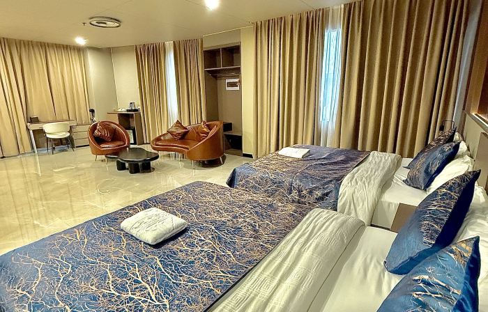 Skyport Hotel