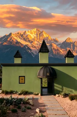 Linqi Guyin Lijiang | Golden Snow Mountain Sunshine · Sky Garden  Homestay - Rooftop Pools