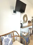 Neutron Bungalow - Strand