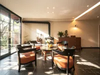 Seven Rooms Inns-Dali Ancient City Branch 얼하이 게이트 주변 호텔