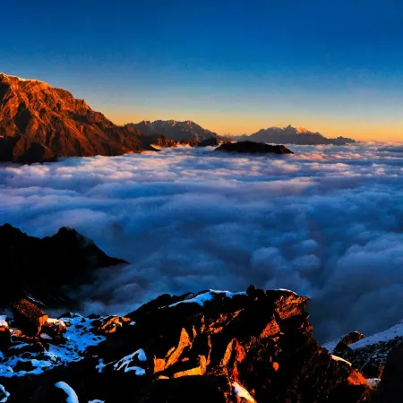 Qiyun Yayuan Garden Homestay (Moxi Town Hailuogou Glacier Forest Park Visitor Center)
