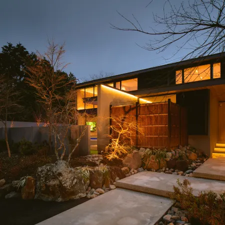 Luxury Hakone Villa: Private Onsen, Sauna & Pool