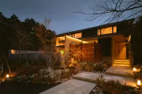Luxury Hakone Villa: Private Onsen, Sauna & Pool - 溫泉