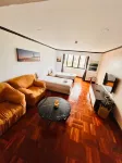Omni Tower Serviced Apartment - parking
