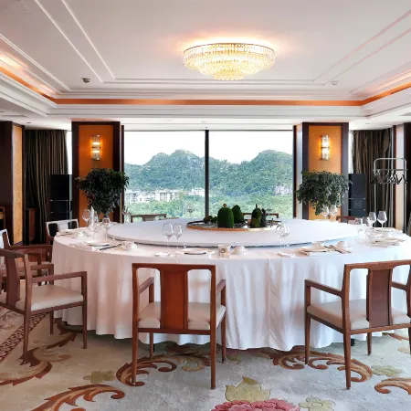 Lijiang Waterfall Hotel
