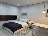 Gwangalli 10min | Free Parking | Queen 1 + Super Single 2 | Quiet Stay | Free Luggage Storage | 1F -  case vacanza in affitto
