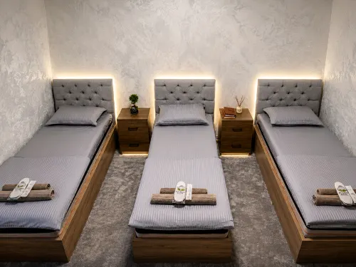 Toxir Guest House - 2 星級