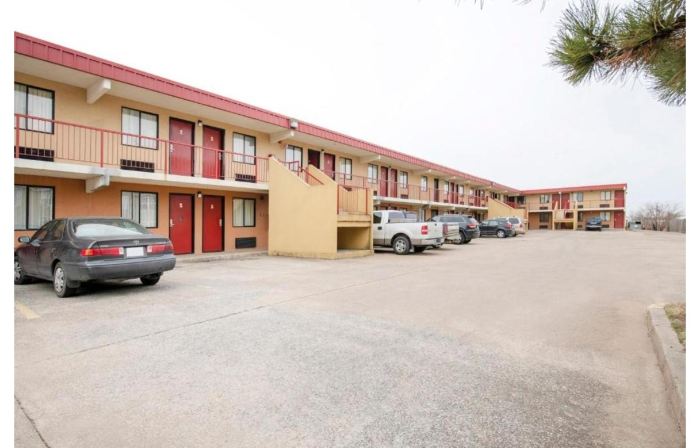 OYO Hotel Tulsa International Airport