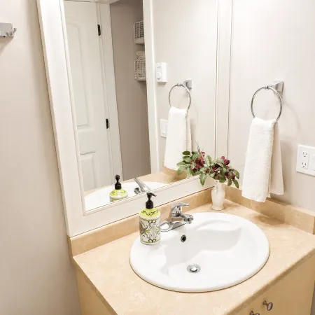 Cozy and Homey 2 BR Suite