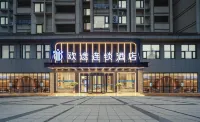 Tuke Chain Hotel - parking