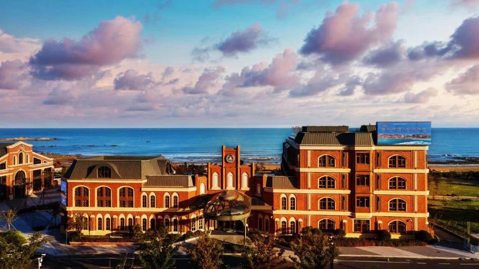 Tsingtao Time Resort Hotel