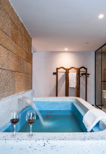 Yunfuli Hidden Homestay Anyue Lemon Flower City Private Hot Spring B&B