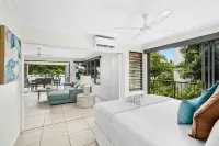 Sea Point on Trinity Beach