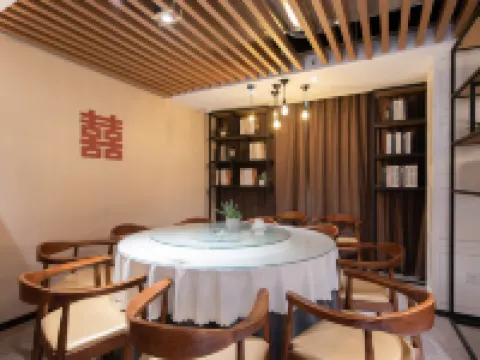 Huangchi Business Hotel Hotels in Fengqiu