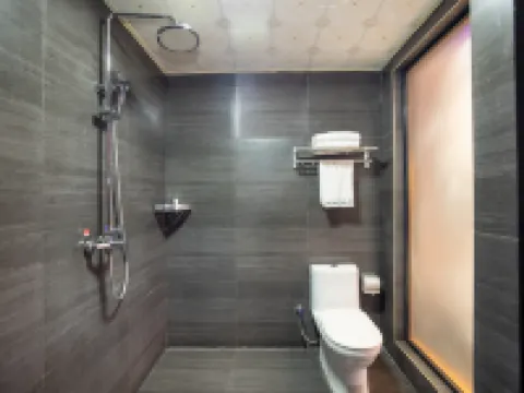 唐桐チェーンホテル(方城東關) 方城のホテル