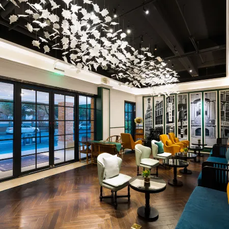 Zheda Yuanzheng Lanshe Hotel (Hangzhou Xihu Hefang Street)