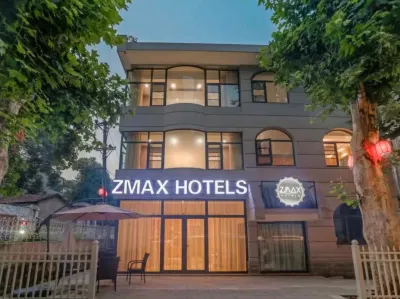 ZMAX Manxi Hotel（Wuhan Donghu Branch） Hôtels à proximité de : Hubei Museum