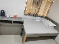 Hong Kong Le Cong Fraternal Association Hotels in 