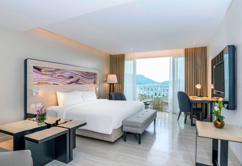 노보텔 푸켓 시티 포키트라 SHA 플러스+