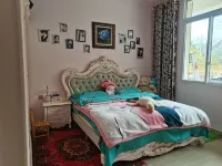 Xianshan. Leju Hotels in Zhonggu Village/Mugecuo