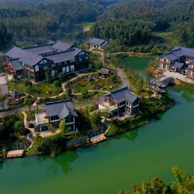 Shunan Cultural Tourism Garden Resort Hotel Hotels near Longyinsi