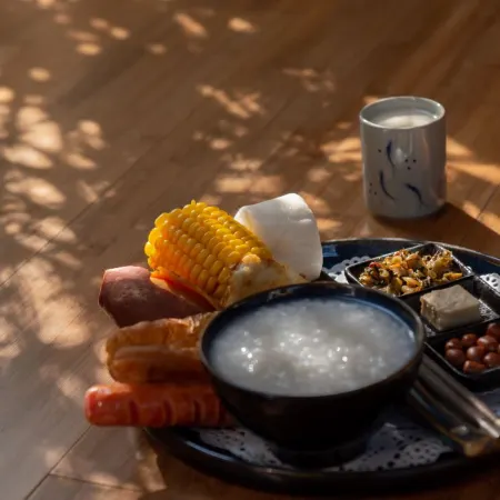 JANE Hot Spring Hotel (Anji Yunshang Grassland Panda Tribe Adventure Park Branch)