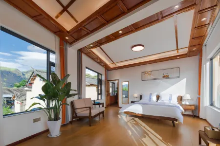 Shaxi Baiyu Former Residence Отели рядом с достопримечательностью «Stage at Square Street»