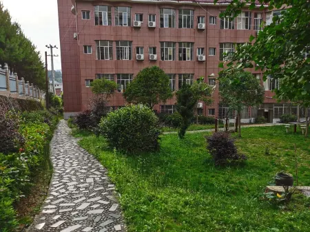 Guidong Caotang Summer Leisure Center