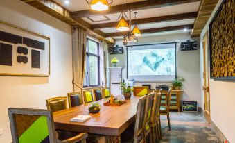 Hangzhou Shantian Half Acre B & B