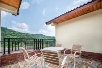 ShanZhong HuaKai Private soup homestay