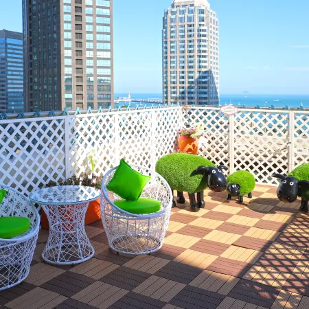Qingdao  Litian Hotel