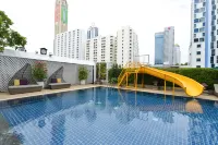 Centre Point Plus Hotel Pratunam - Rooftop Pools