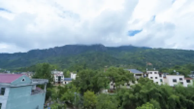 春山溪谷Meeting美宿（望仙谷景區店）