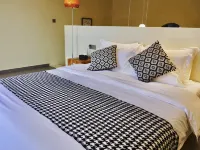 Yuli Manor (Wanning Xinqunwan Branch) Hotels near Baodingwan