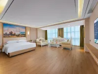 Vienna Hotel (Suining Central Street East Ring Island Branch) Hotels near Guanyin Airport