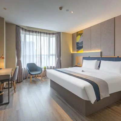 Home Inn Huayi Hotel (Shijiazhuang Zhaiying South Street Branch） Hotels near Sky Gardens