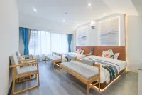 Silent bed and breakfast in Lugu Lake