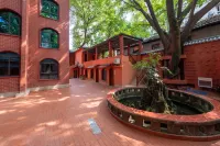 Chongqing Nanbin Road Yangtze River Cableway Opening Port Courtyard High-end Mansion Отели рядом с достопримечательностью «Пейзаж Гуйюнь»