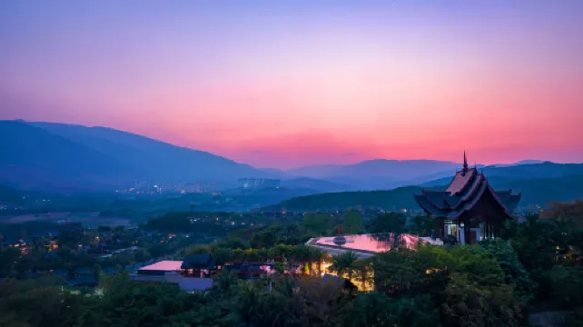 Xishuangbanna Chaohuaxi Xiyulin Villa