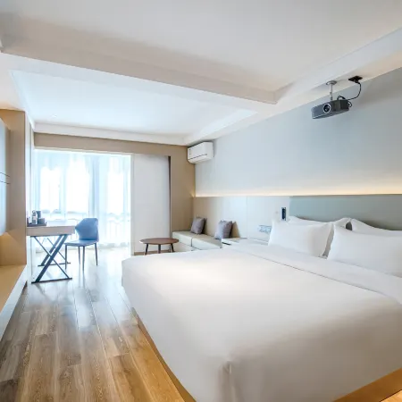 Zhihui · Designer Movie Homestay (Aolin Shopping Center)